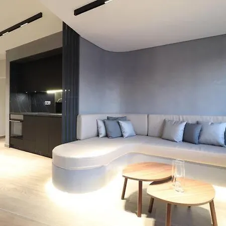 Skyline Suite&spa 아파트 *